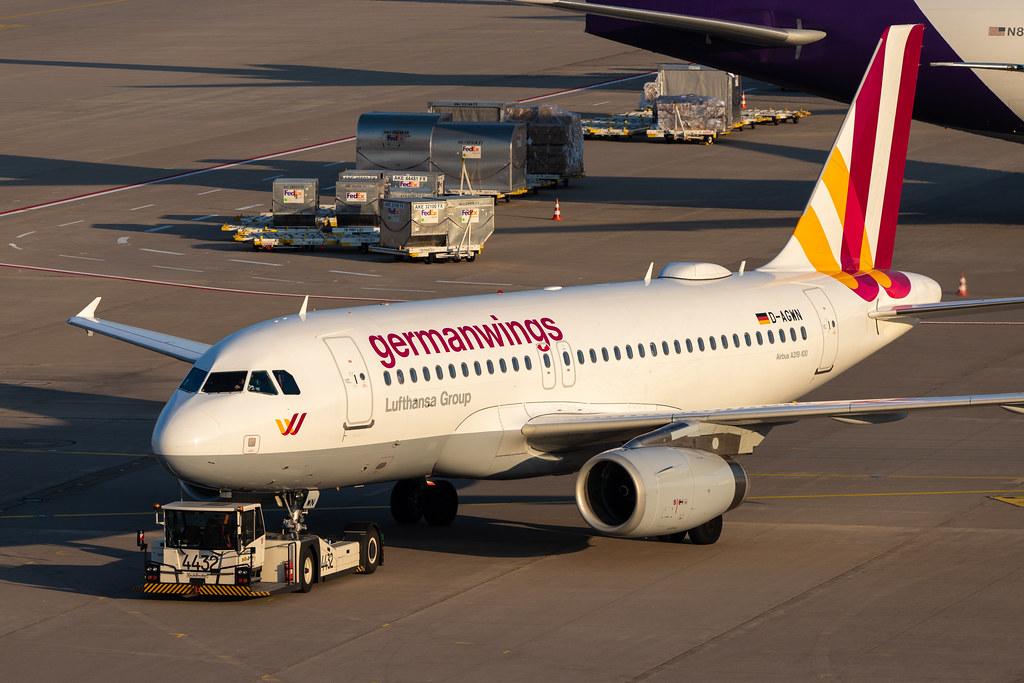 Köln Bonn Airport: Eurowings (EW / EWG) | Operator: Germanwings | Airbus A319-132 A319 | D-AGWN | MSN 3841