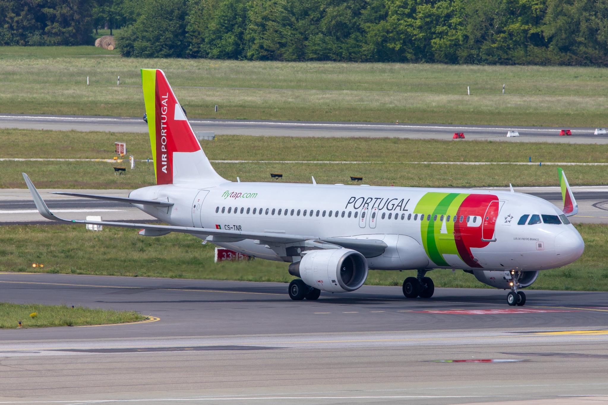Hamburg Airport: TAP Air Portugal (TP / TAP) |  Airbus A320-214 A320 | CS-TNR | MSN 3883