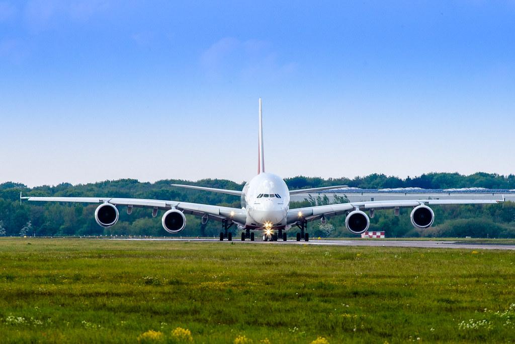 Hamburg Airport: Emirates (EK / UAE) |  Airbus A380-842 A388 | A6-EVC | MSN 248