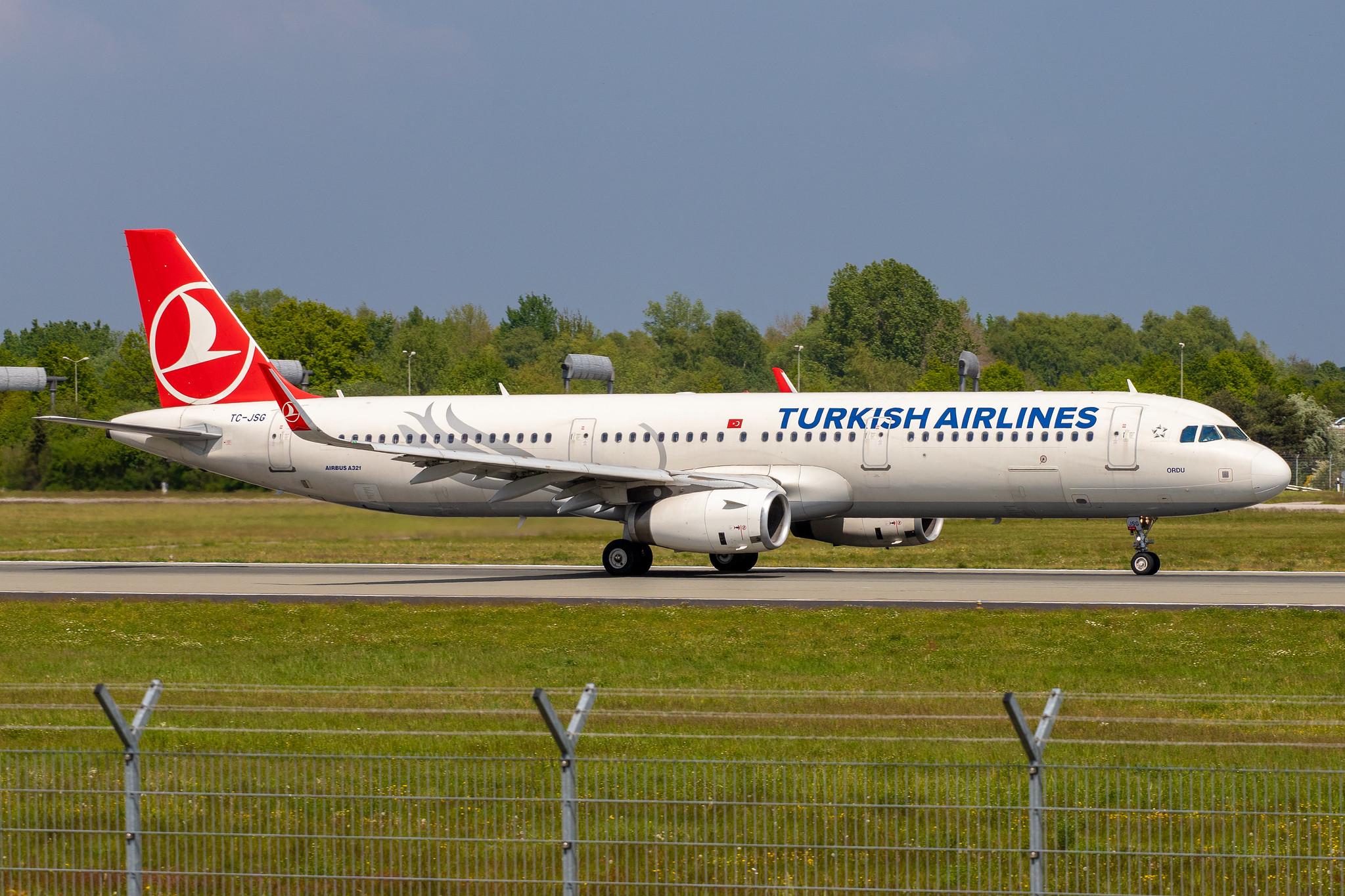 Hamburg Airport: Turkish Airlines (TK / THY) |  Airbus A321-231 A321 | TC-JSG | MSN 5490