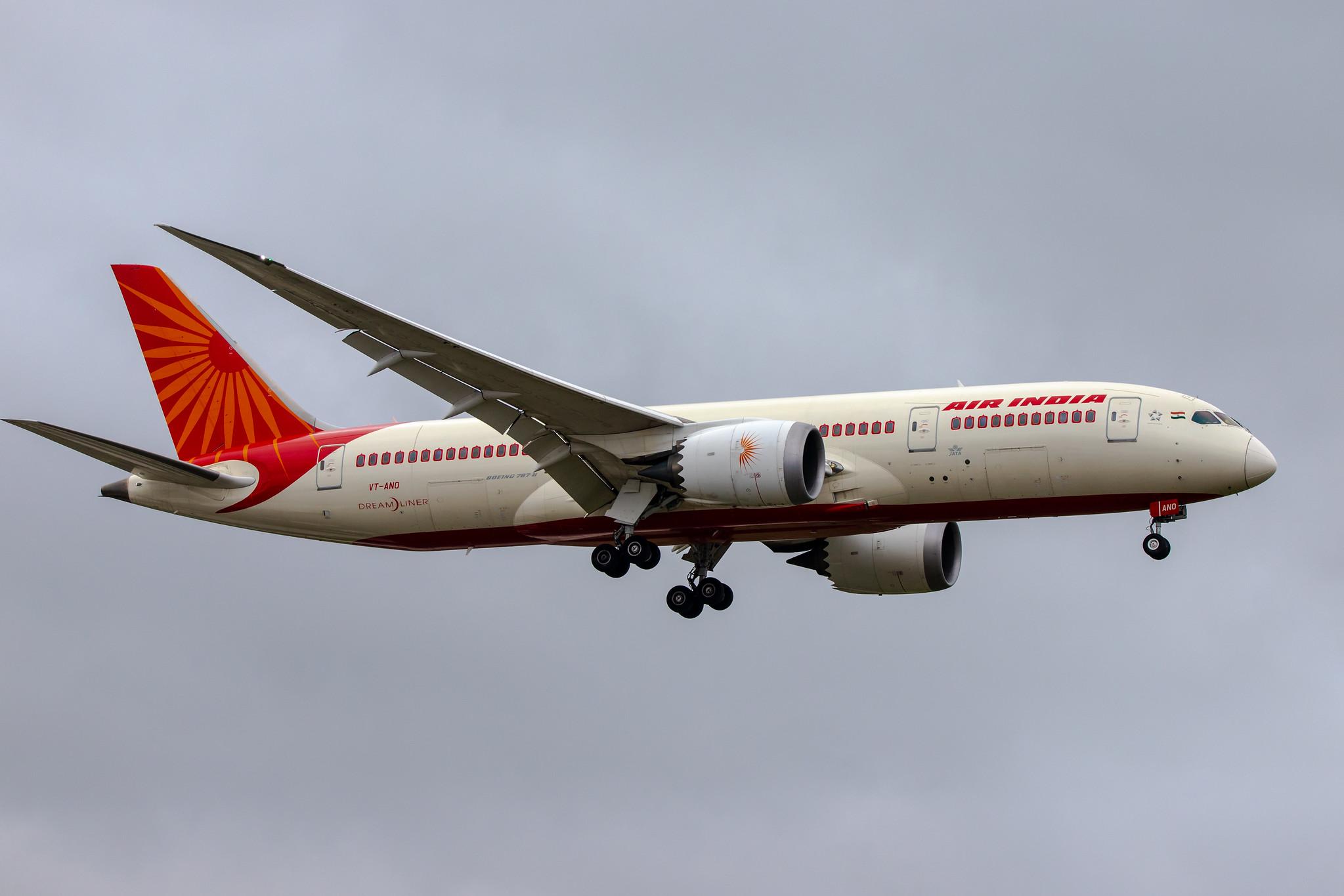London Heathrow Airport: Air India (AI / AIC) |  Boeing 787-8 Dreamliner B788 | VT-ANO | MSN 36286