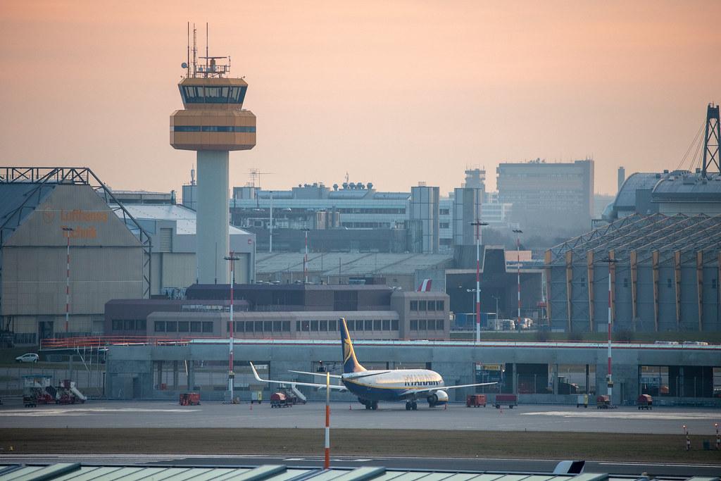Hamburg Airport: Tower |