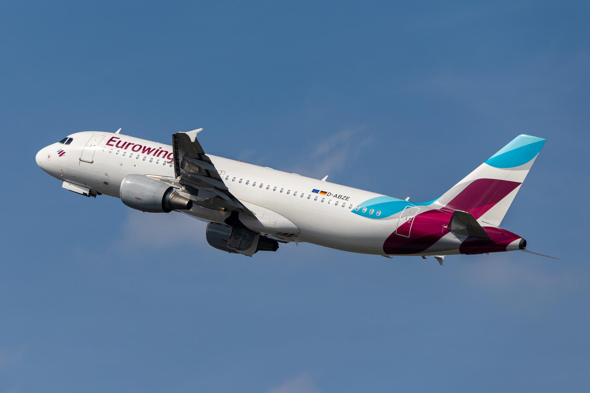 Düsseldorf Airport: Eurowings (EW / EWG) |  Airbus A320-216 A320 | D-ABZE | MSN 3464