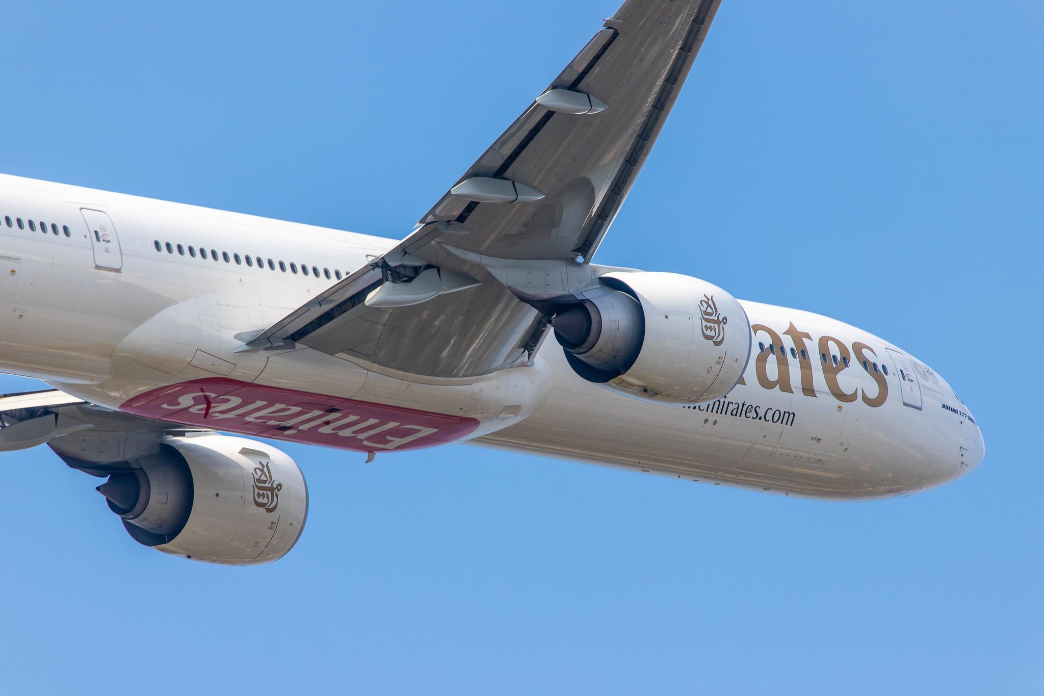 Hamburg Airport: Emirates (EK / UAE) |  Boeing 777-31H(ER) B77W | A6-EQG | MSN 42352