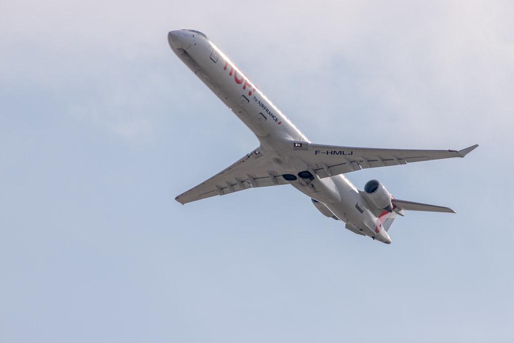 Hamburg Airport: Air France (AF / AFR) | Operator: Air France Hop |  Mitsubishi CRJ-1000EL CRJX | F-HMLJ | MSN 19015
