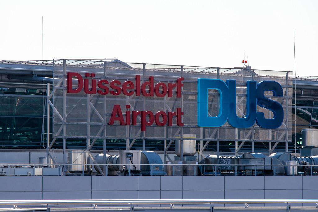 Düsseldorf Airport: Airportlogo |