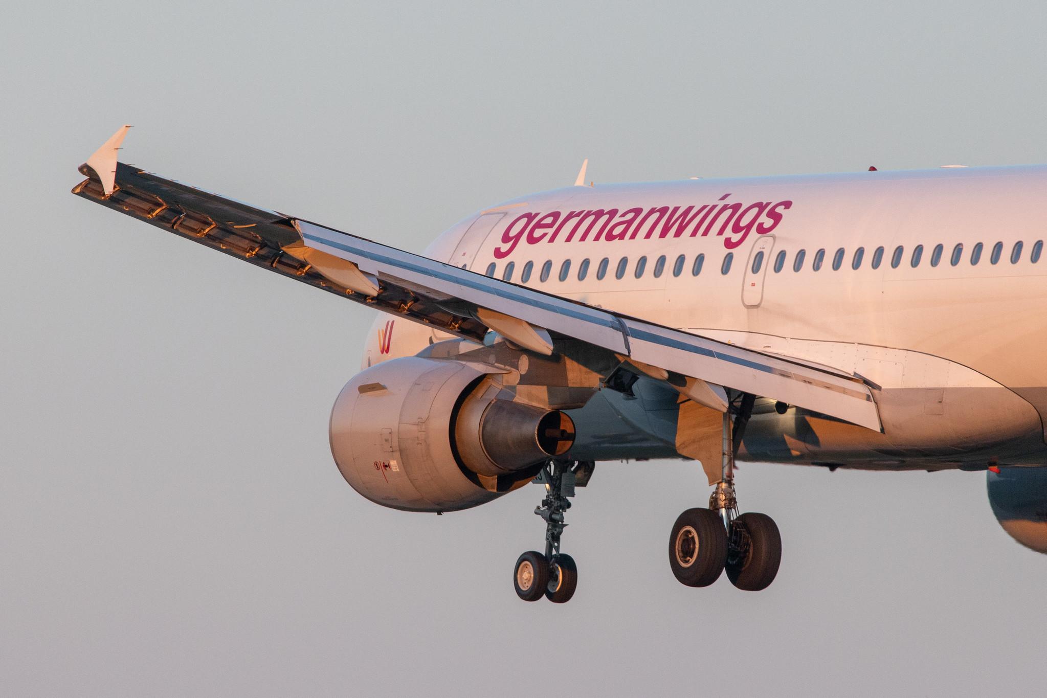 Hamburg Airport: Eurowings (EW / EWG) | Operator: Germanwings | Airbus A319-112 A319 | D-AKNJ | MSN 1172