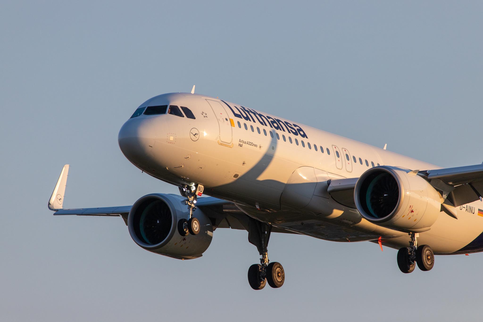 Hamburg Airport: Lufthansa (LH / DLH) |  Airbus A320-271N A20N | D-AINU | MSN 8728