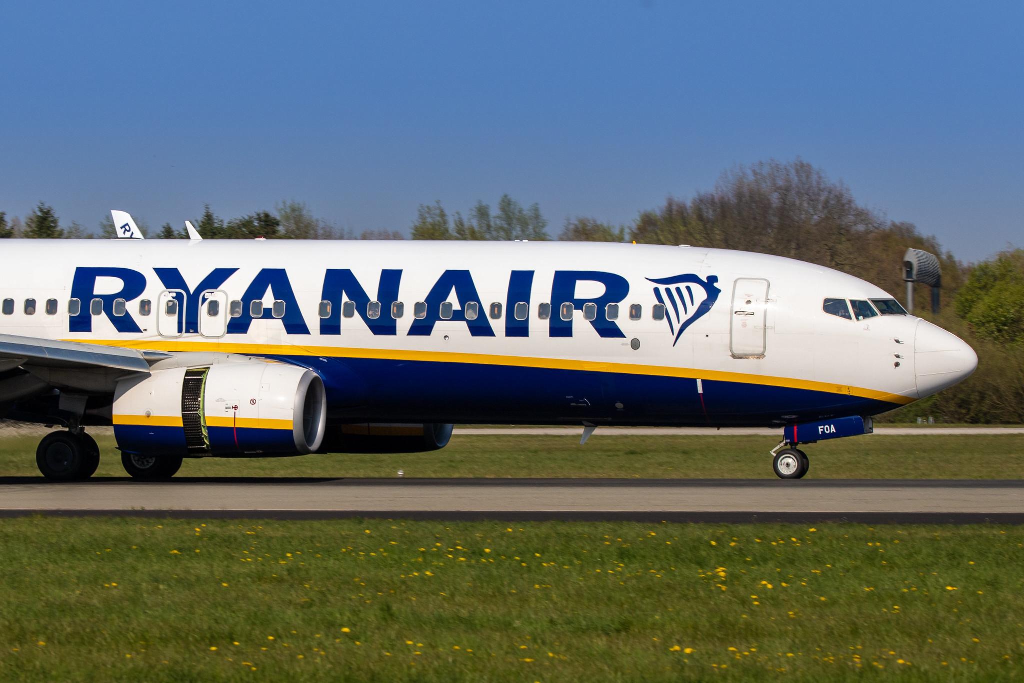 Hamburg Airport: Ryanair (FR / RYR) |  Boeing 737-8AS B738 | EI-FOA | MSN 44708
