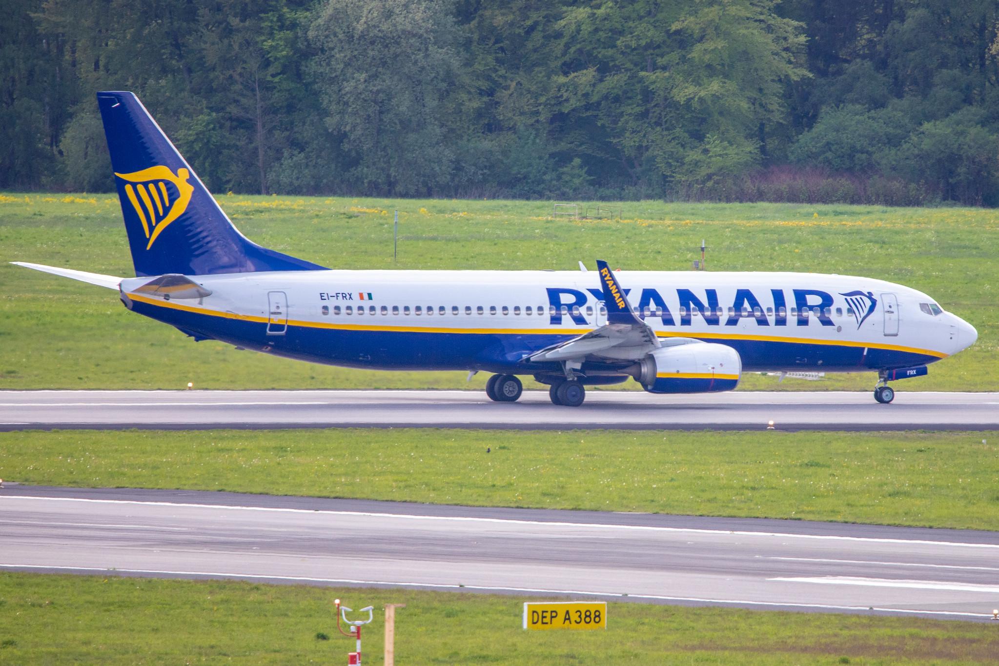Hamburg Airport: Ryanair (FR / RYR) |  Boeing 737-8AS B738 | EI-FRX | MSN 44746