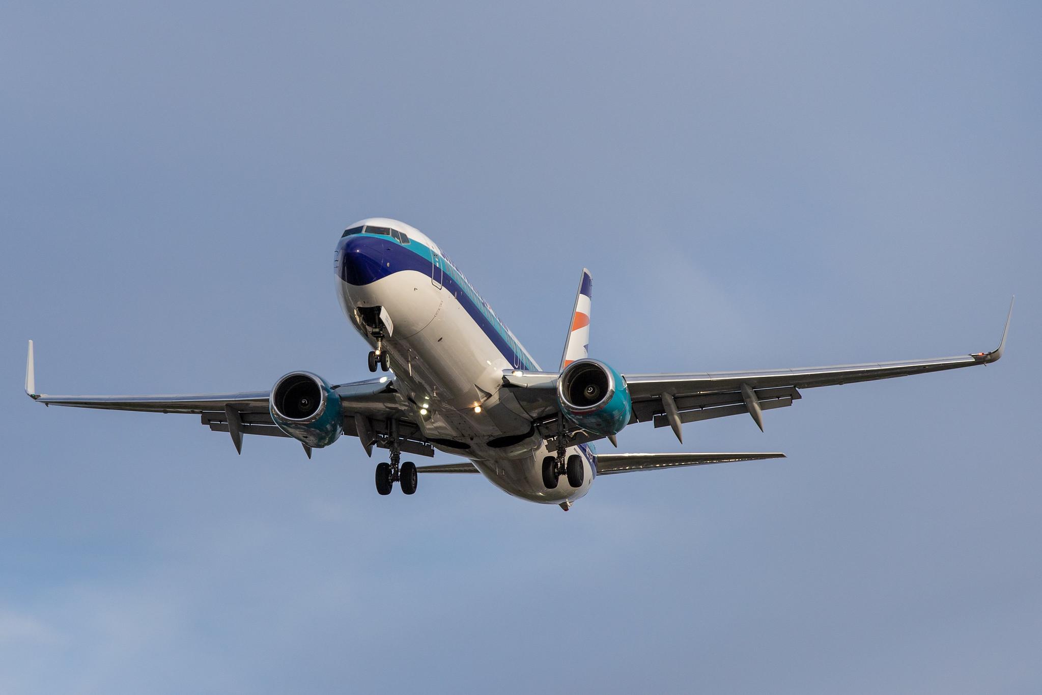 Hamburg Airport: Smartwings (QS / TVS) |  Boeing 737-8CX B738 | N277EA | MSN 32359