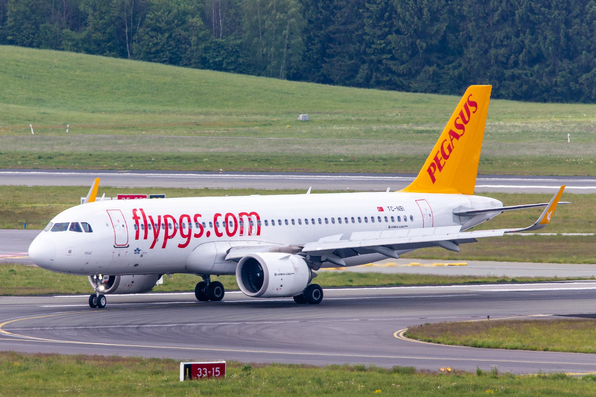 Hamburg Airport: Pegasus (PC / PGT) | Operator: Pegasus Airlines |  Airbus A320-251N A20N | TC-NBI | MSN 7429