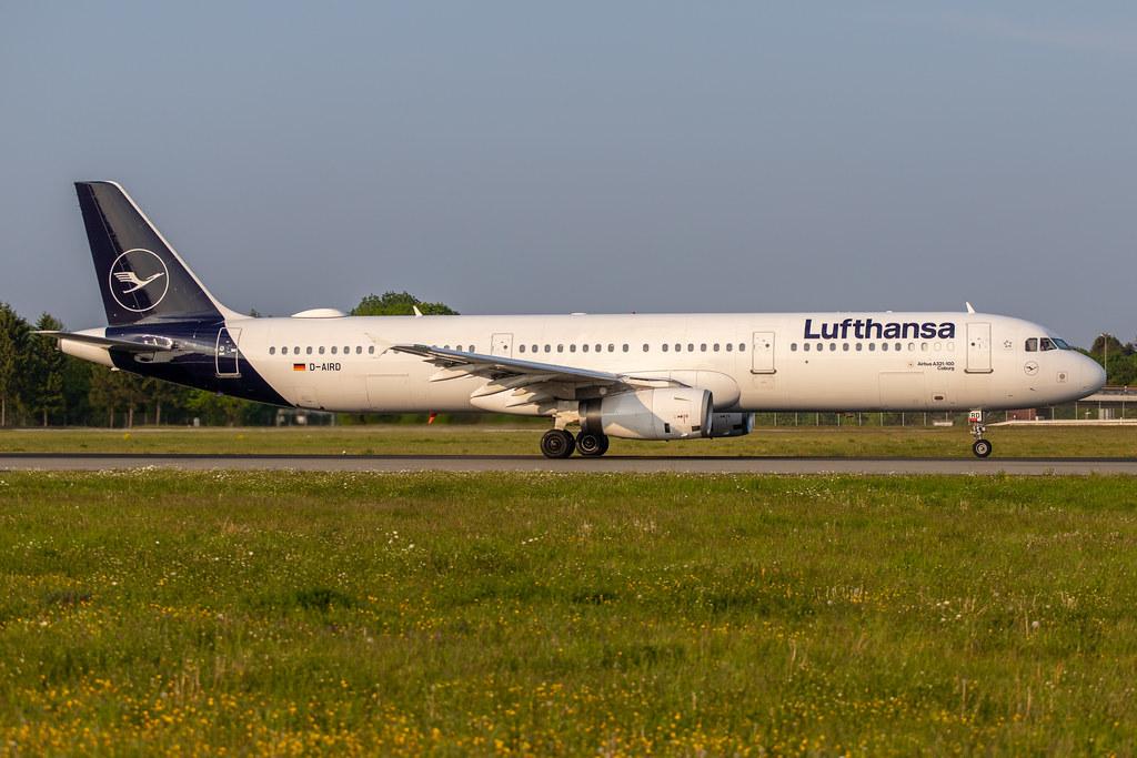 Hamburg Airport: Lufthansa (LH / DLH) |  Airbus A321-131 A321 | D-AIRD | MSN 0474