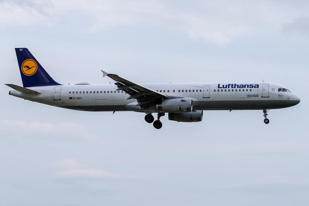 Hamburg Airport: Lufthansa (LH / DLH) |  Airbus A321-231 A321 | D-AISV | MSN 4050