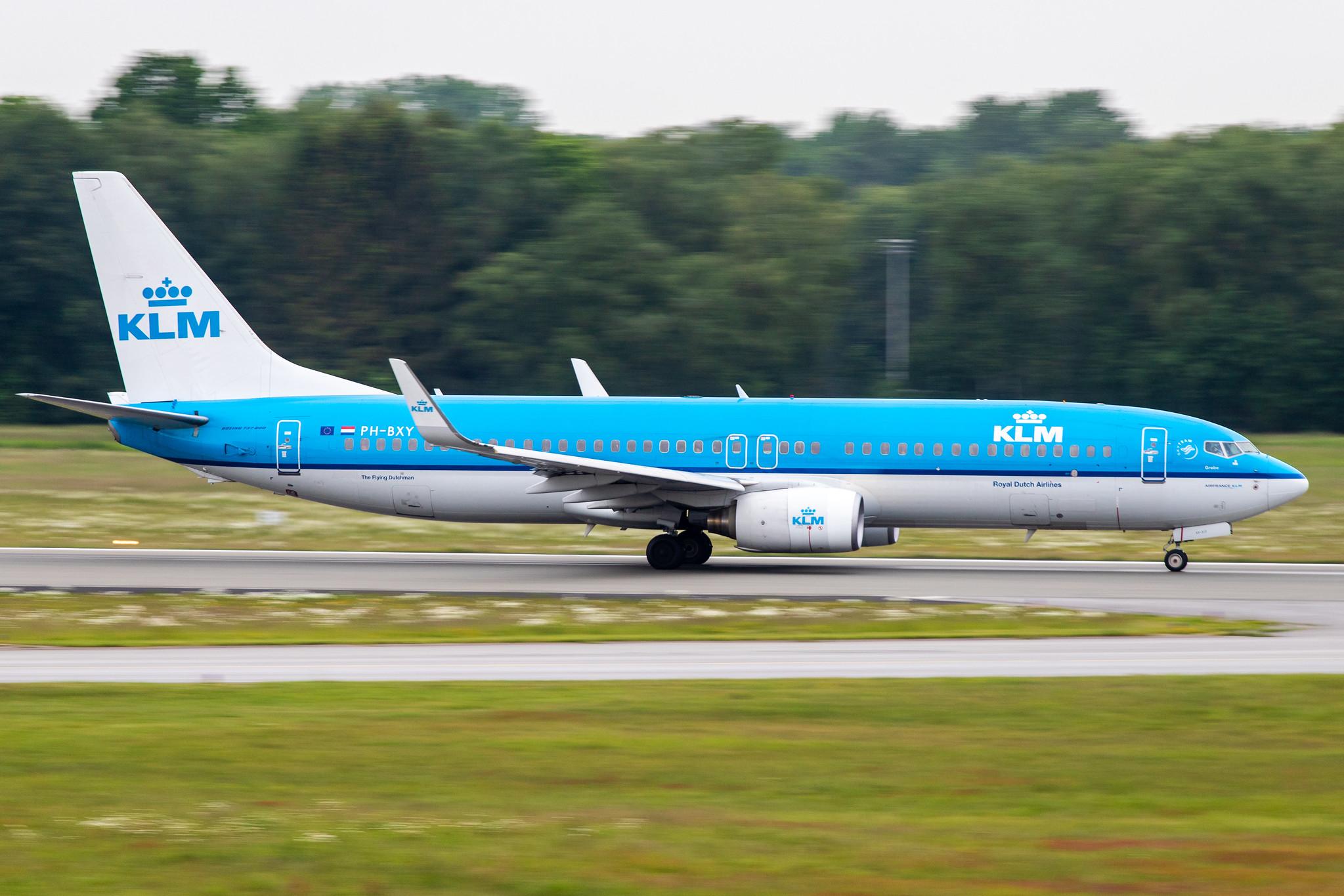 Hamburg Airport: KLM (KL / KLM) |  Boeing 737-8K2 B738 | PH-BXY | MSN 30372