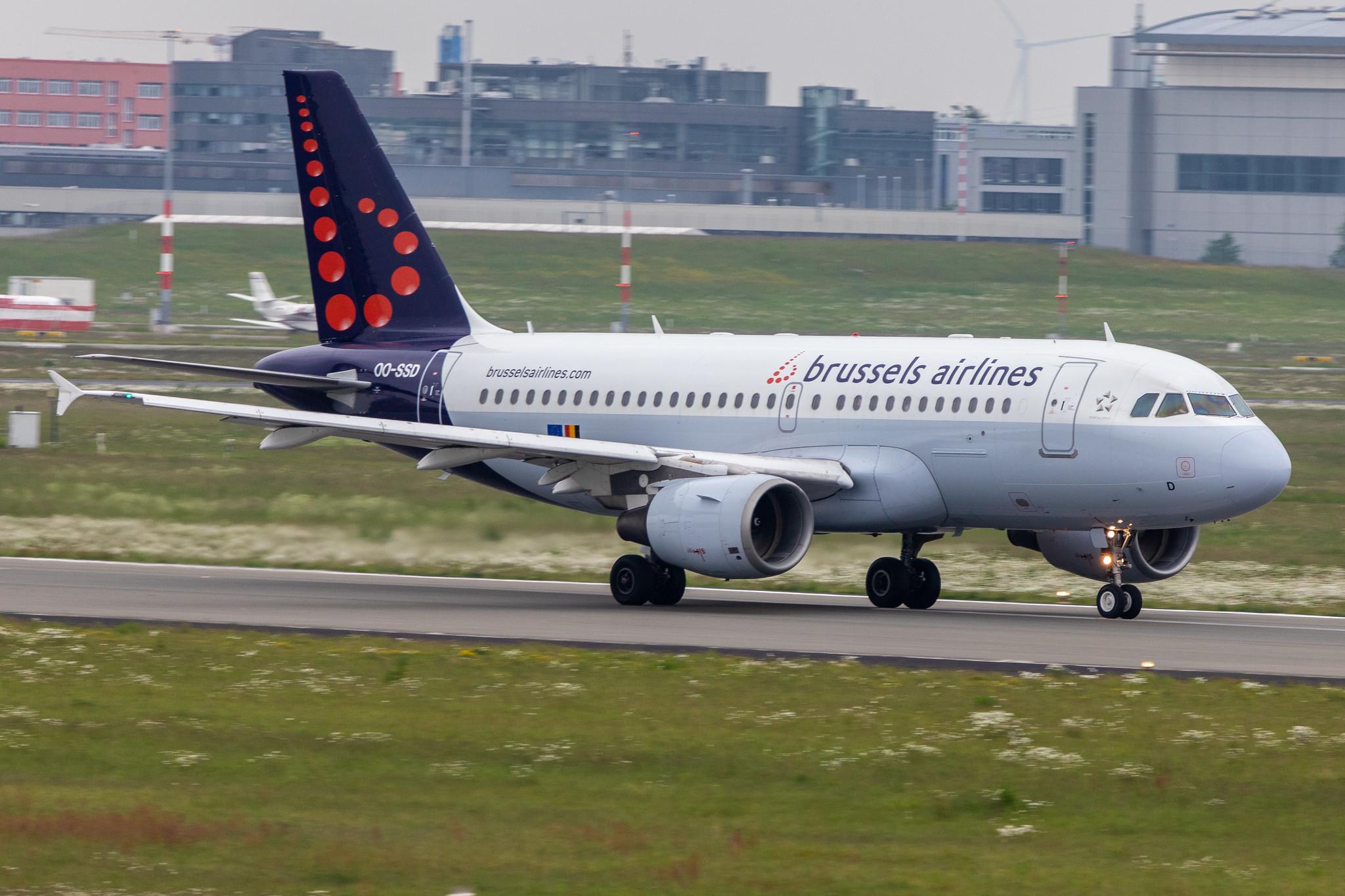 Hamburg Airport: Brussels Airlines (SN / BEL) |  Airbus A319-112 A319 | OO-SSD | MSN 1102
