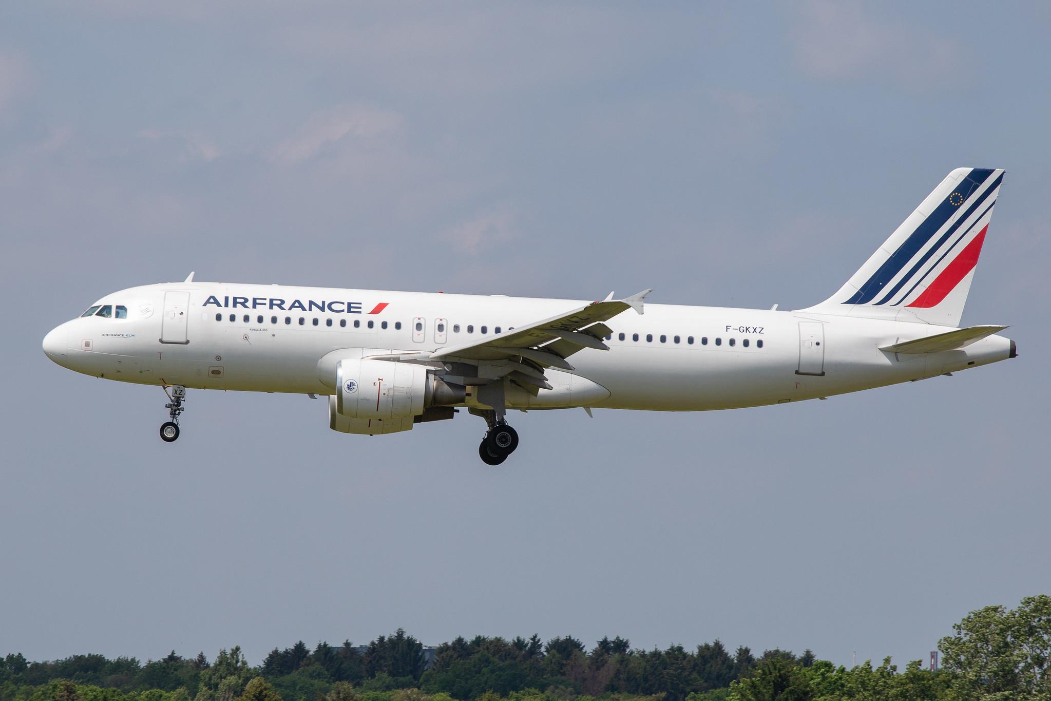 Hamburg Airport: Air France (AF / AFR) |  Airbus A320-214 A320 | F-GKXZ | MSN 4137