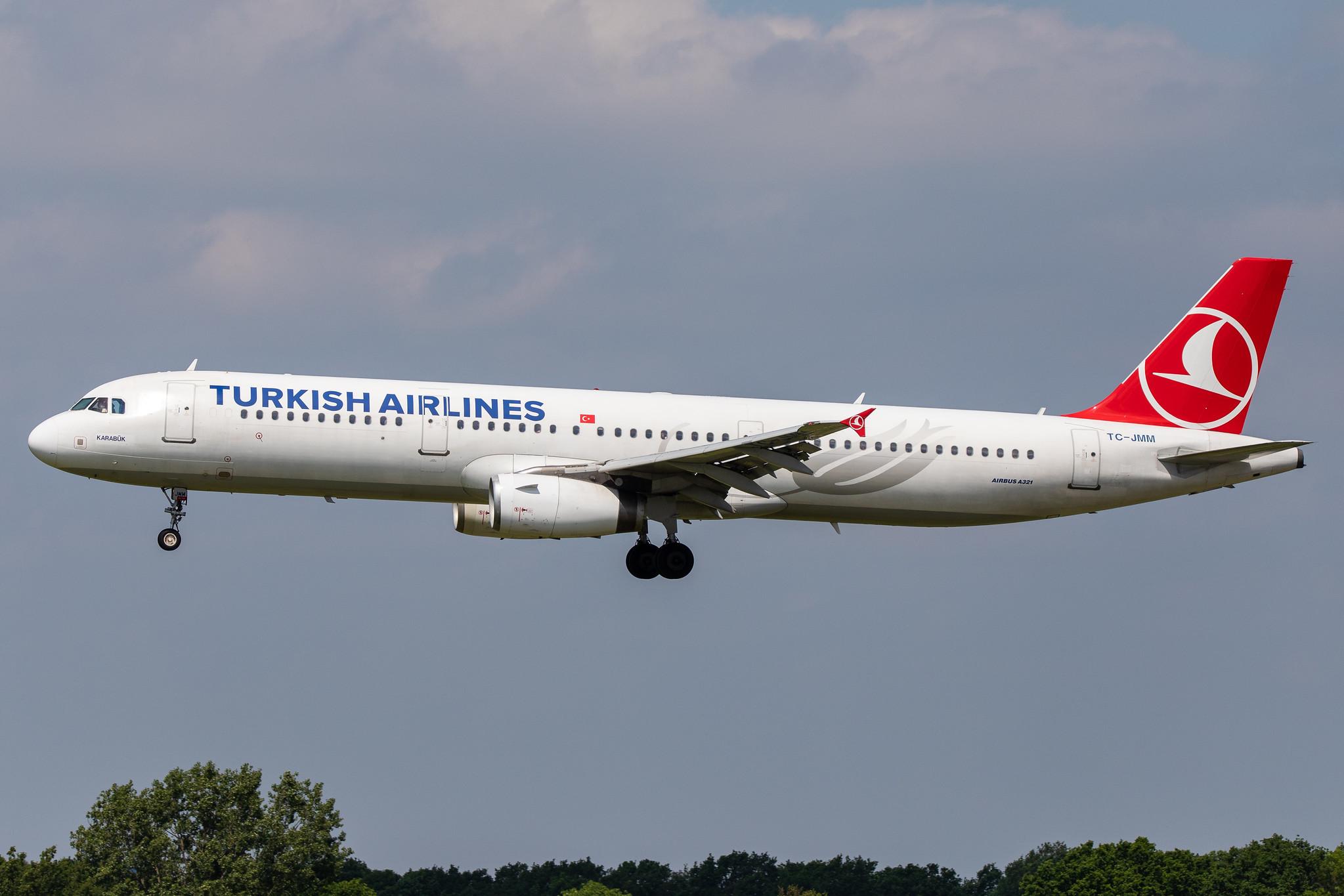 Hamburg Airport: Turkish Airlines (TK / THY) |  Airbus A321-231 A321 | TC-JMM | MSN 2916