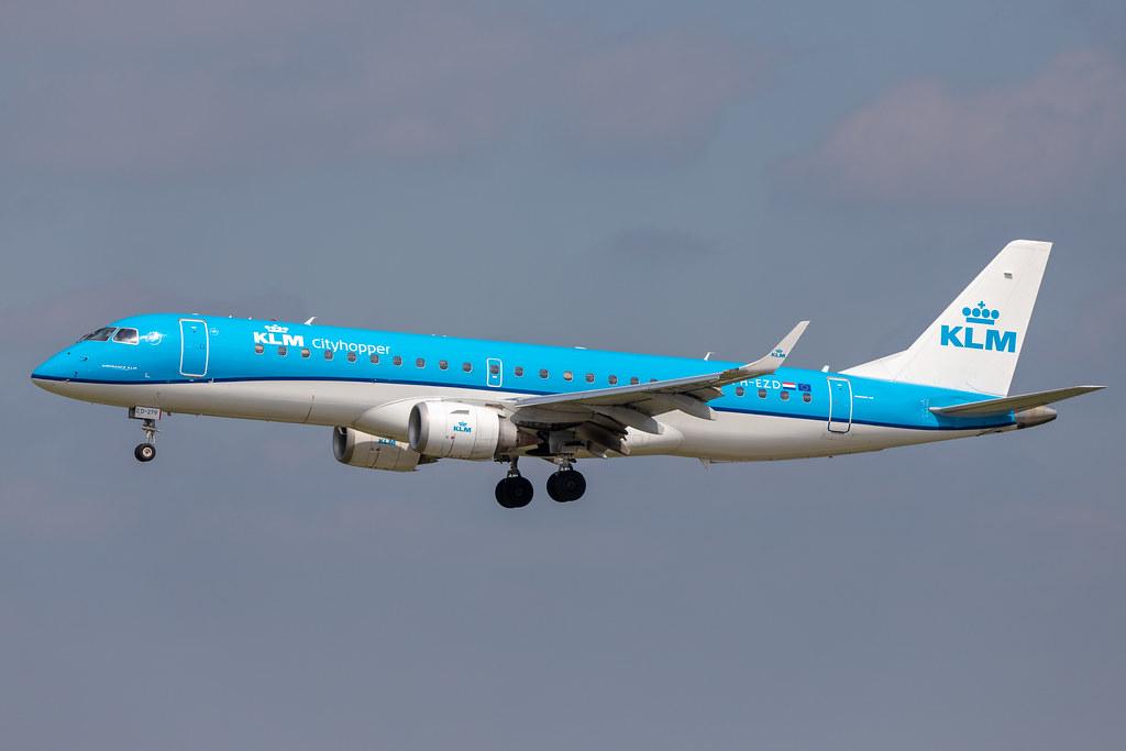 Hamburg Airport: KLM (KL / KLM) | Operator: KLM Cityhopper |  Embraer E190STD E190 | PH-EZD | MSN 19000279