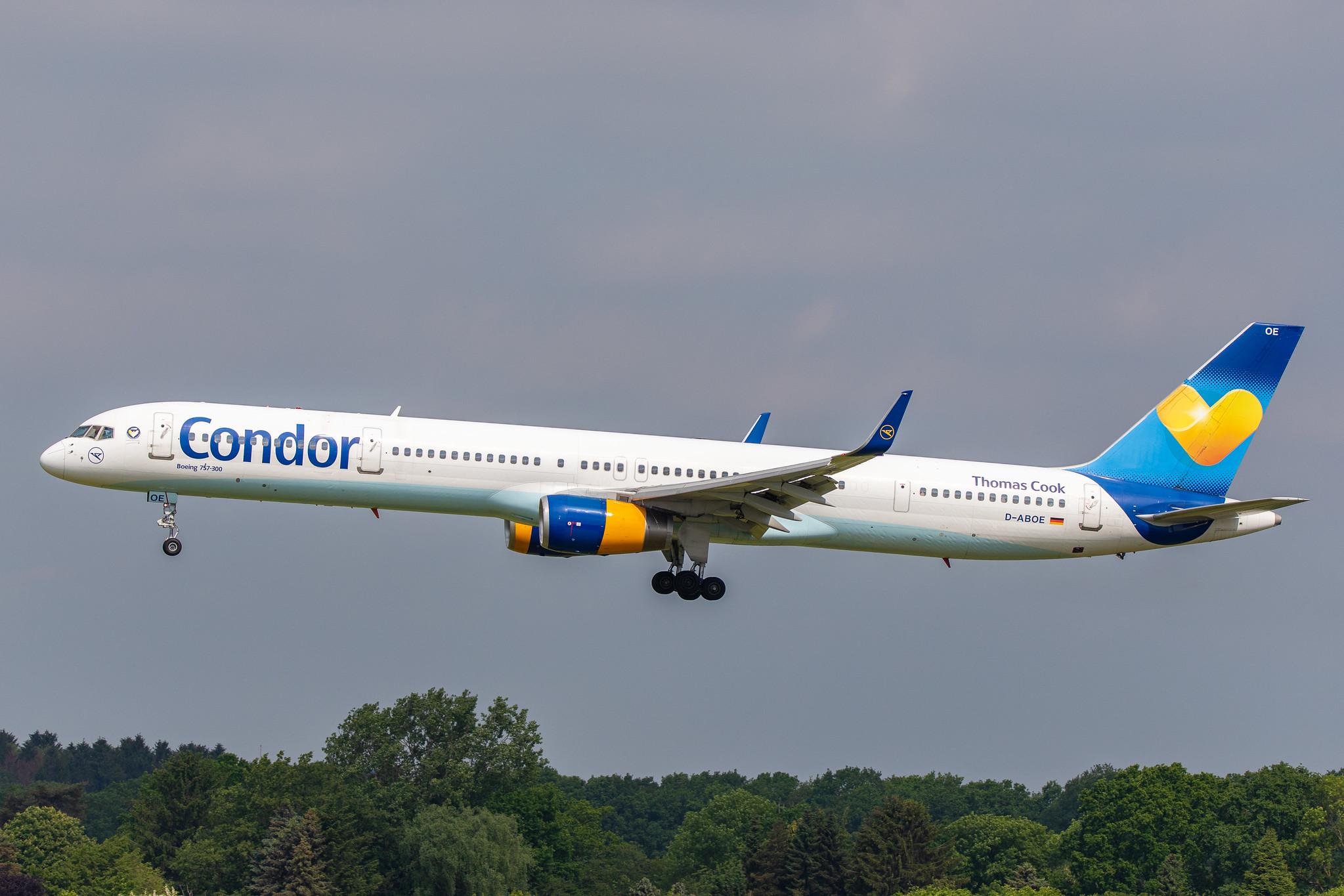 Hamburg Airport: Condor (DE / CFG) |  Boeing 757-330 B753 | D-ABOE | MSN 29012