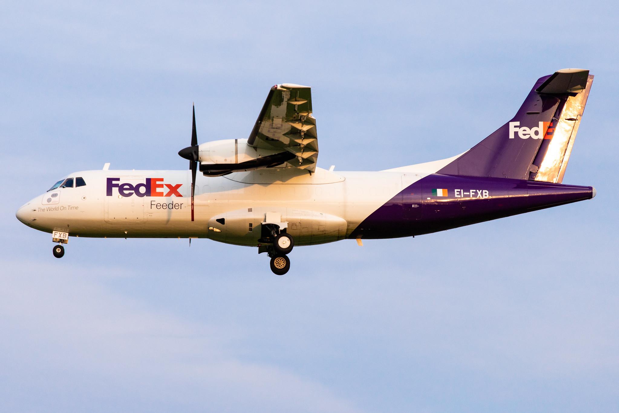 Hamburg Airport: FedEx (FX / FDX) | Operator: ASL Airlines Ireland |  ATR 42-300(F) AT43 | EI-FXB | MSN 0243