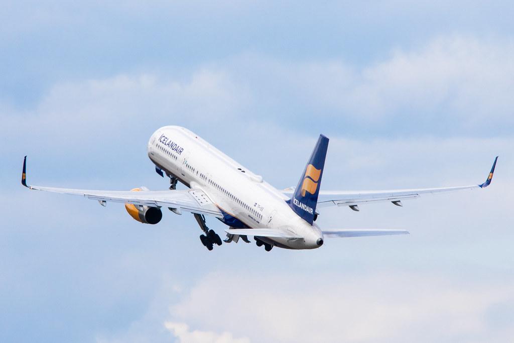 Icelandair (FI / ICE) |  Boeing 757-223 B752 | TF-ISS | MSN 27447