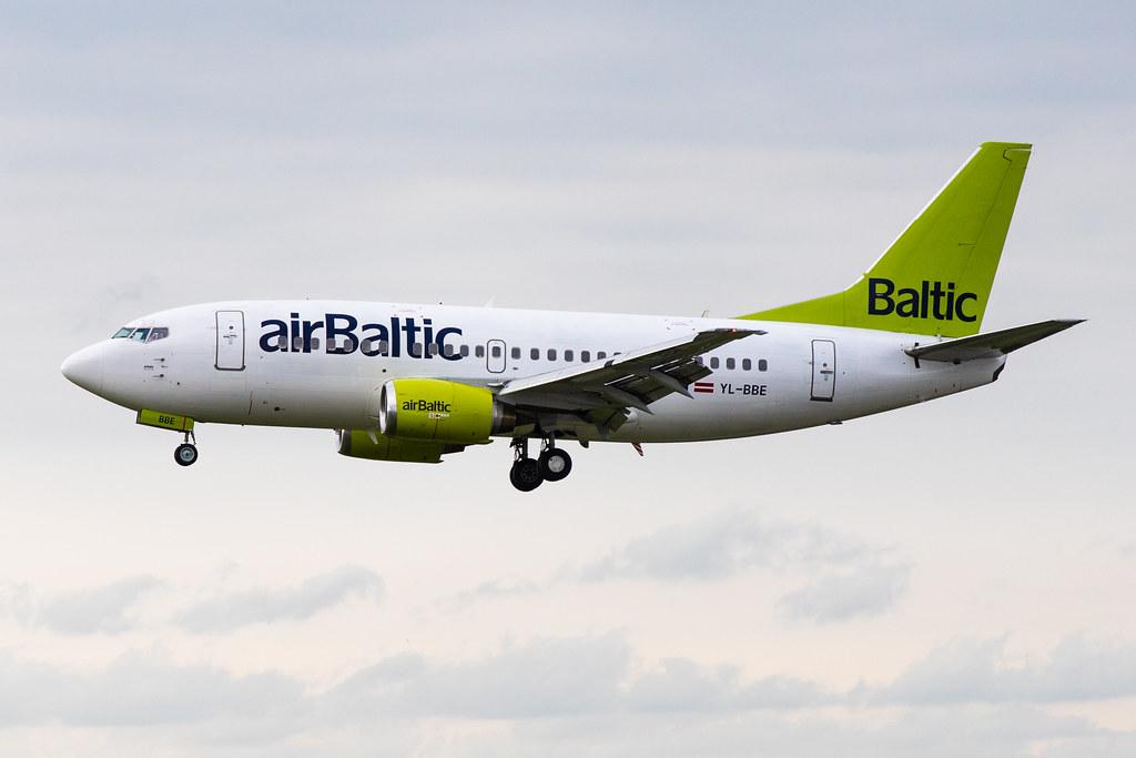 Hamburg Airport: Air Baltic (BT / BTI) |  Boeing 737-53S B735 | YL-BBE | MSN 29073