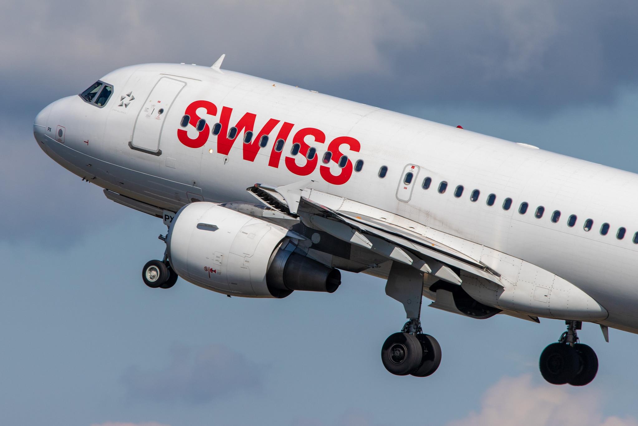 Flughafen Berlin Tegel (TXL): Swiss Airbus A319-112 A319 MSN 0612