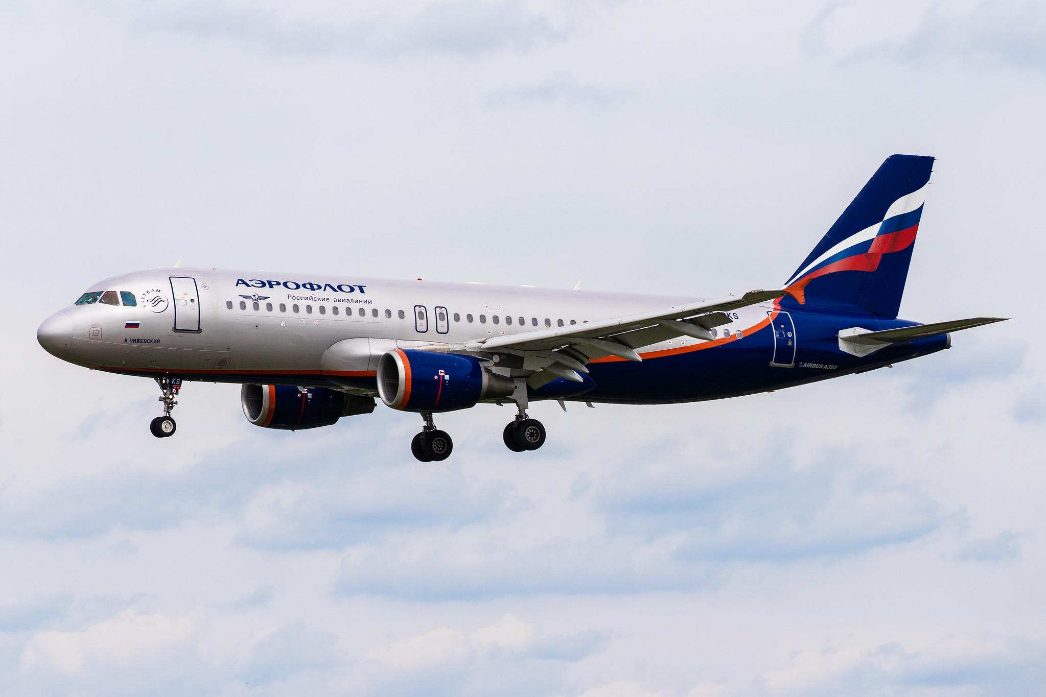 Hamburg Airport: Aeroflot (SU / AFL) |  Airbus A320-214 A320 | VQ-BKS | MSN 4692