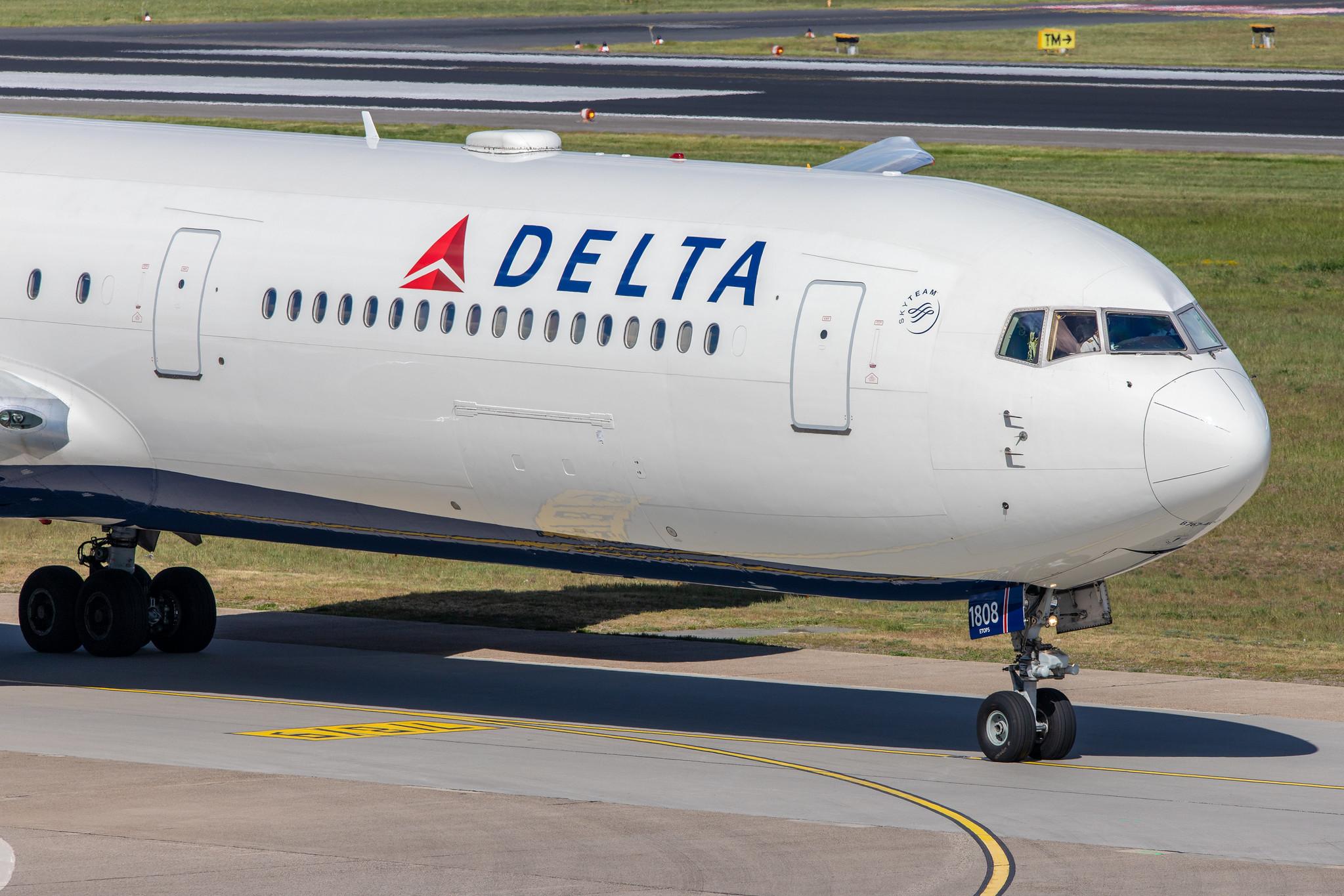Flughafen Berlin Tegel (TXL): Delta Air Lines Boeing 767-432(ER) B764 N832MH MSN 29704