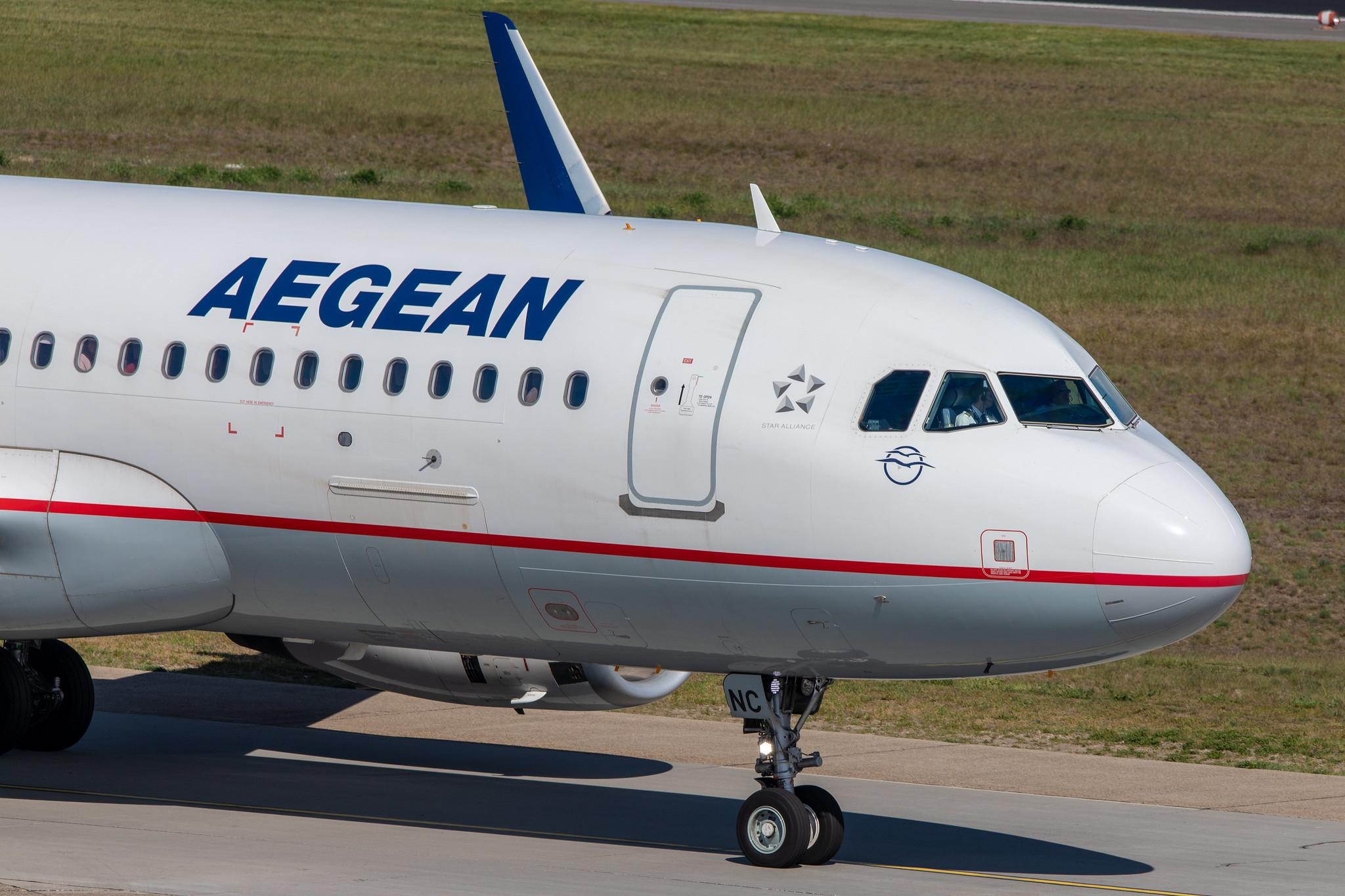 Flughafen Berlin Tegel (TXL): Aegean Airlines Airbus A320-232 A320 SX-DNC MSN 6961
