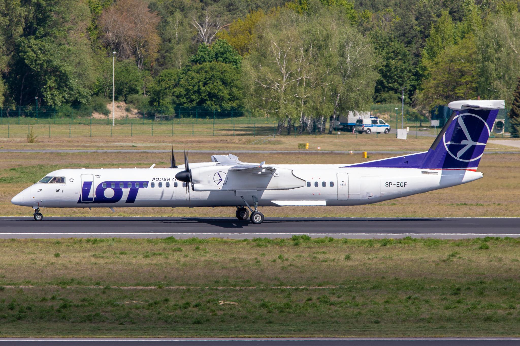 Flughafen Berlin Tegel (TXL): LOT De Havilland Canada Dash 8 Q400 DH8D SP-EQF MSN 4422