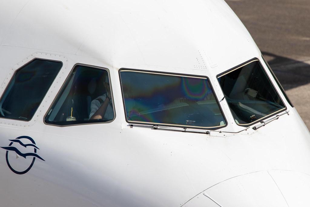 Flughafen Berlin Tegel (TXL): Cockpit
