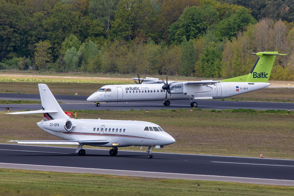 Flughafen Berlin Tegel (TXL): Netjets Europe Dassault Falcon 2000EX F2TH CS-DFK MSN 065