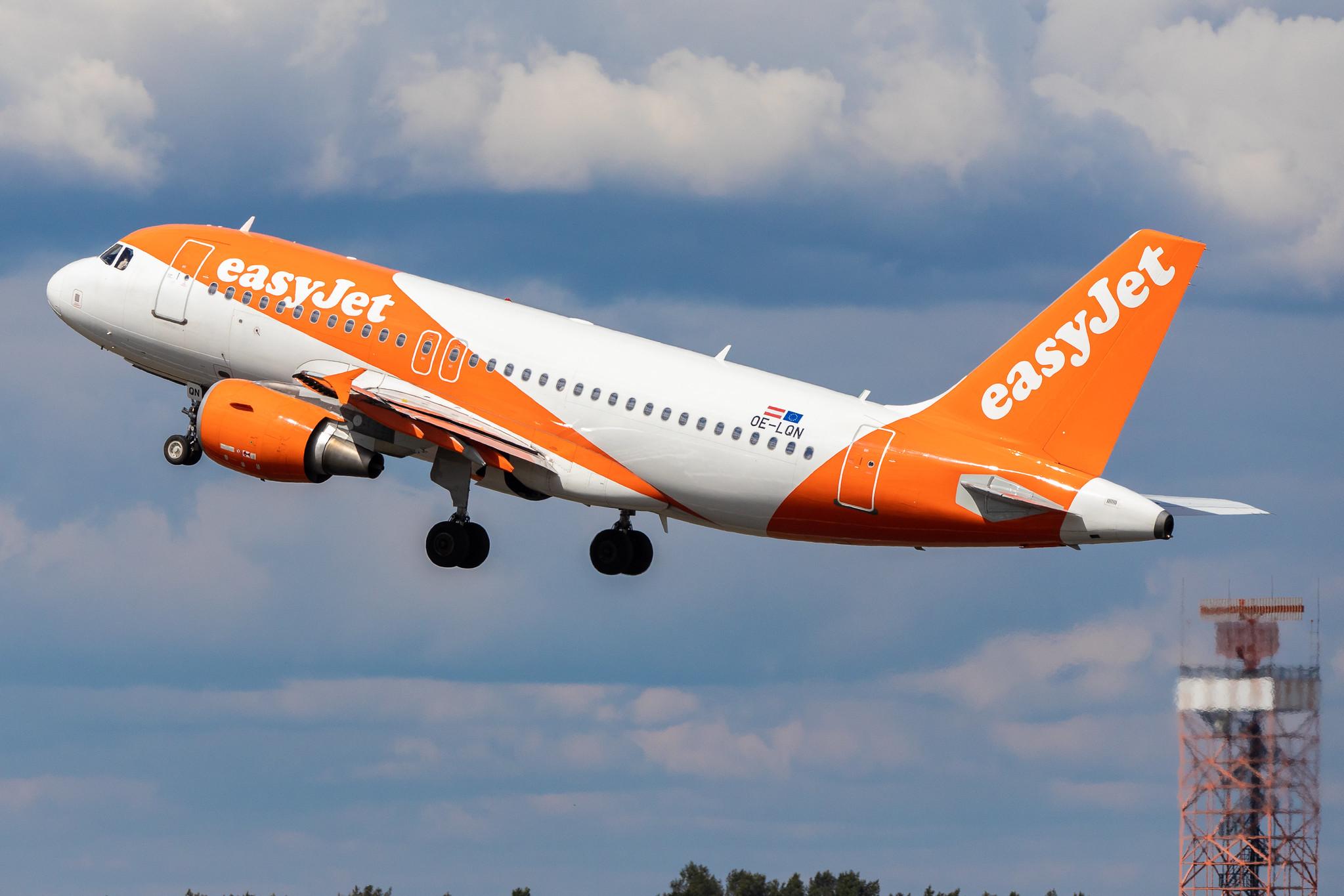 Flughafen Berlin Tegel (TXL): easyJet (U2 / EZY) | Operator: easyJet Europe |  Airbus A319-111 A319 | OE-LQN | MSN 3735