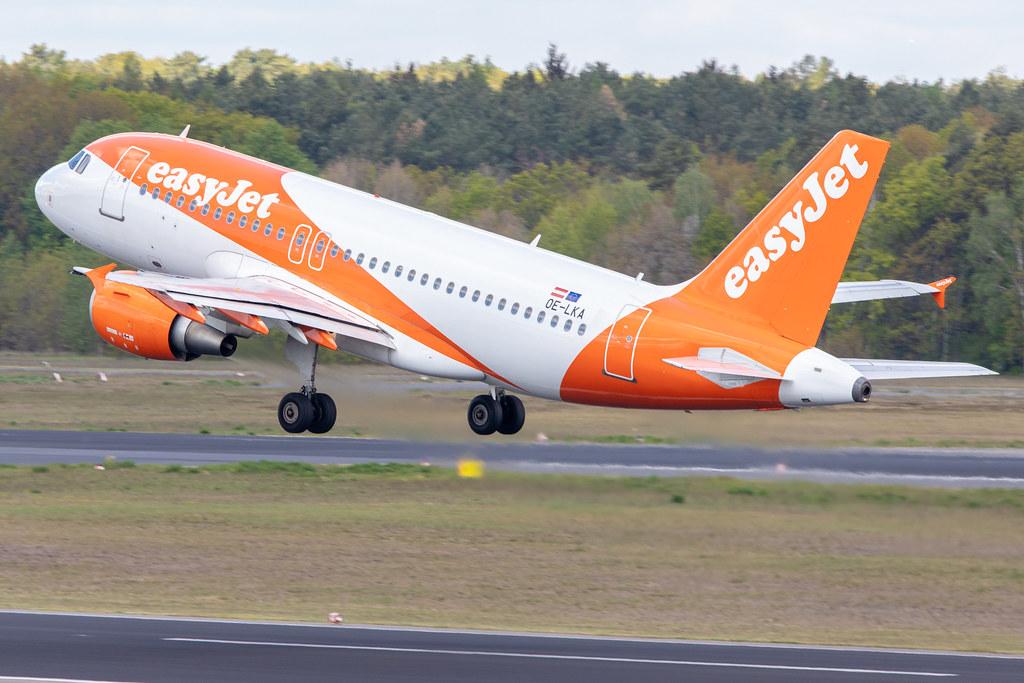 Flughafen Berlin Tegel (TXL): easyJet Airbus A319-111 A319 OE-LKA MSN 4693