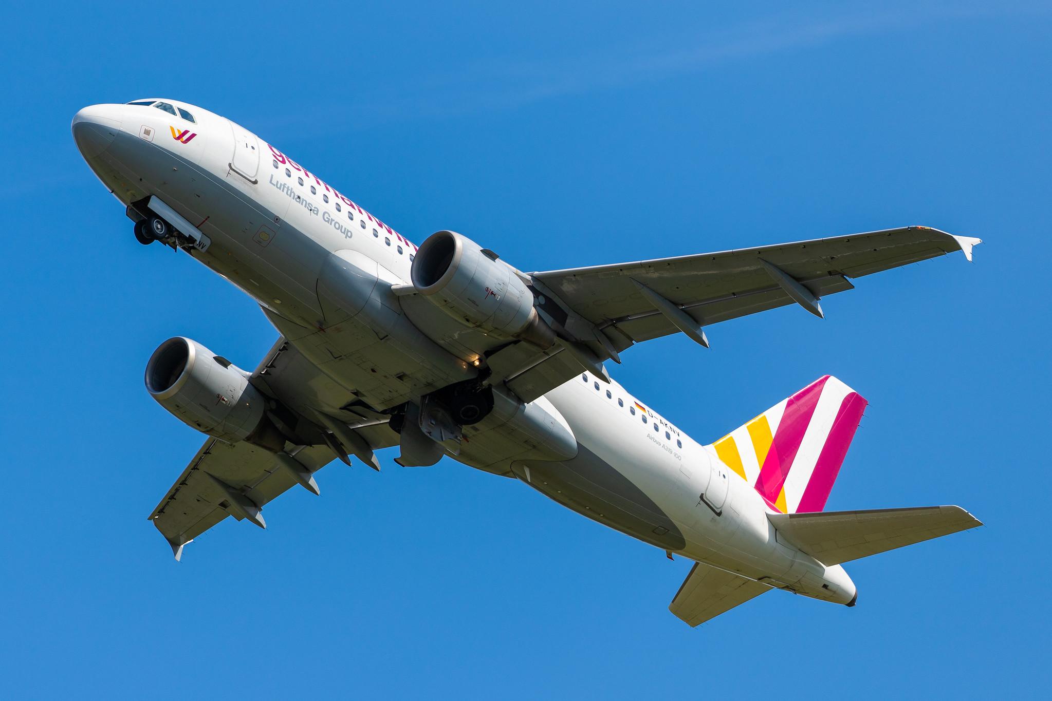 Hamburg Airport: Eurowings (EW / EWG) | Operator: Germanwings |  Airbus A319-112 A319 | D-AKNV | MSN 2632