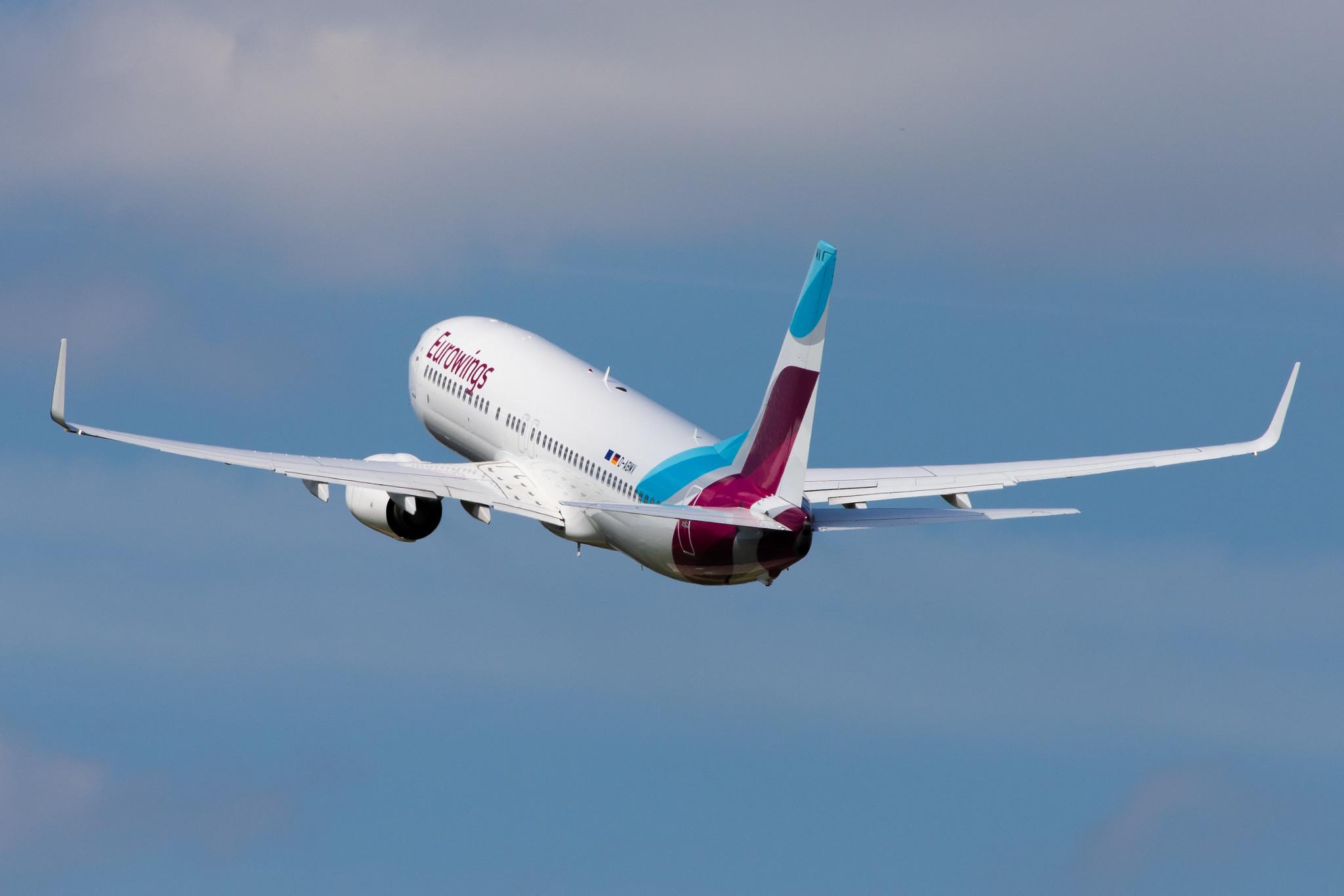 Hamburg Airport: Eurowings (EW / EWG) | Operator: TUI fly |  Boeing 737-86J B738 | D-ABMV | MSN 37785