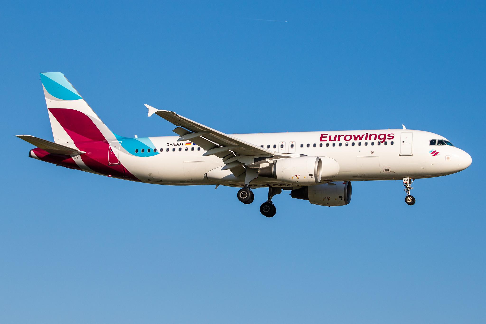 Hamburg Airport: Eurowings (EW / EWG) |  Airbus A320-214 A320 | D-ABDT | MSN 3422