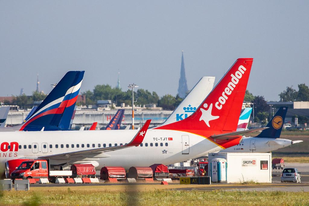 Hamburg Airport (HAM/EDDH): Corendon Airlines (XC / CAI) |  Boeing 737-8HC B738 | TC-TJT | MSN 36529