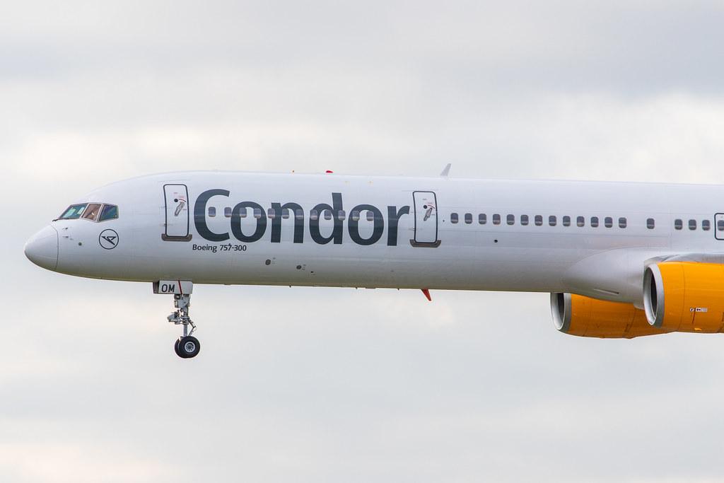 Hamburg Airport (HAM/EDDH): Condor (DE / CFG) |  Boeing 757-330 B753 | D-ABOM | MSN 29022