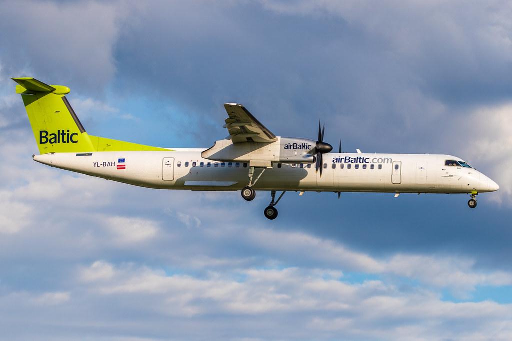 Hamburg Airport (HAM/EDDH): Air Baltic (BT / BTI) |  De Havilland Canada Dash 8-400 DH8D | YL-BAH | MSN 4296