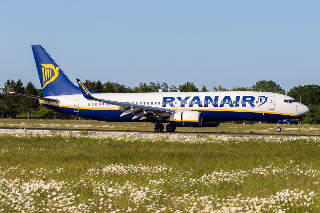 Hamburg Airport: Ryanair (FR / RYR) |  Boeing 737-8AS B738 | EI-EVR | MSN 40295
