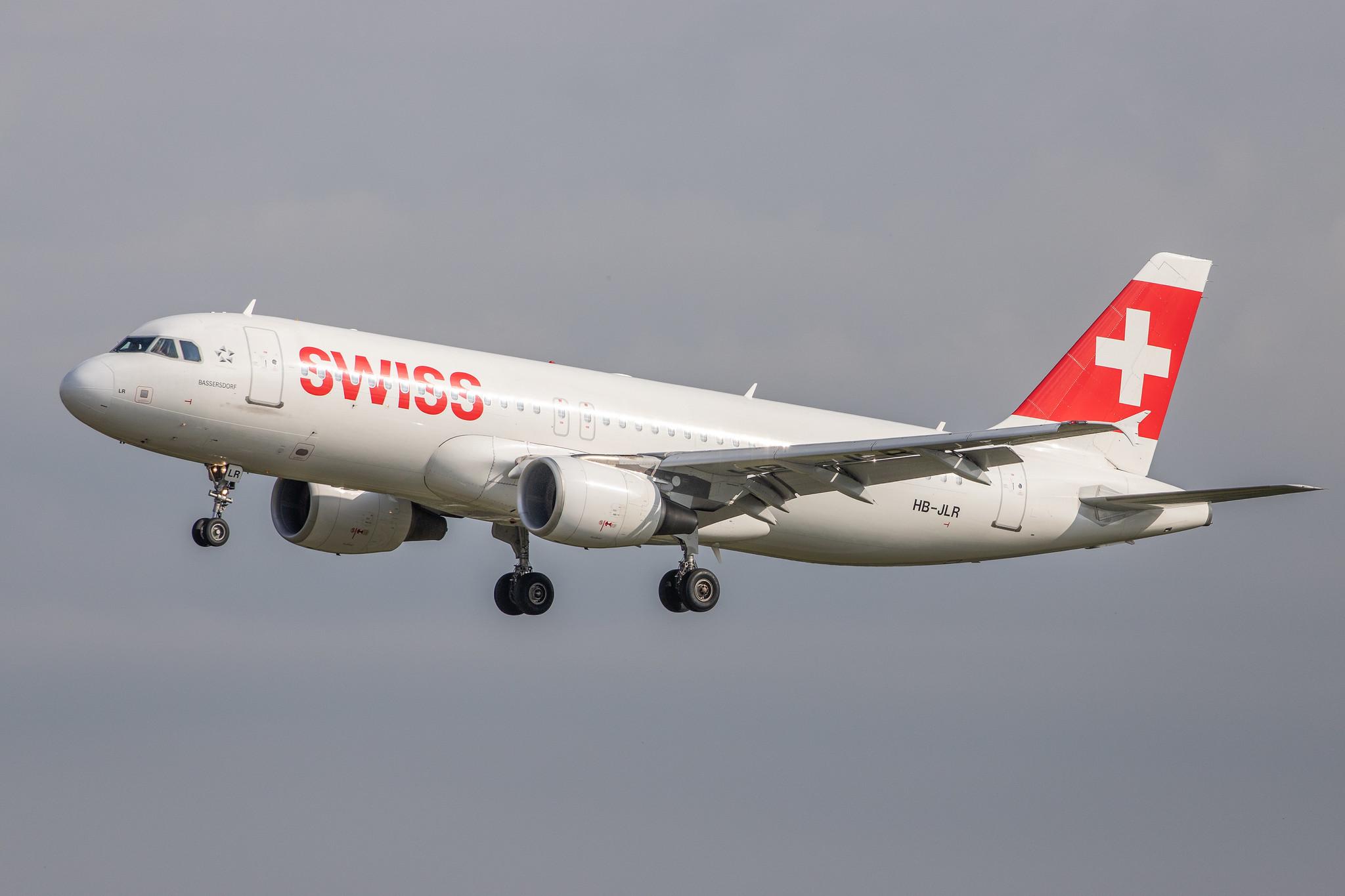 Hamburg Airport: Swiss (LX / SWR) |  Airbus A320-214 A320 | HB-JLR | MSN 5037
