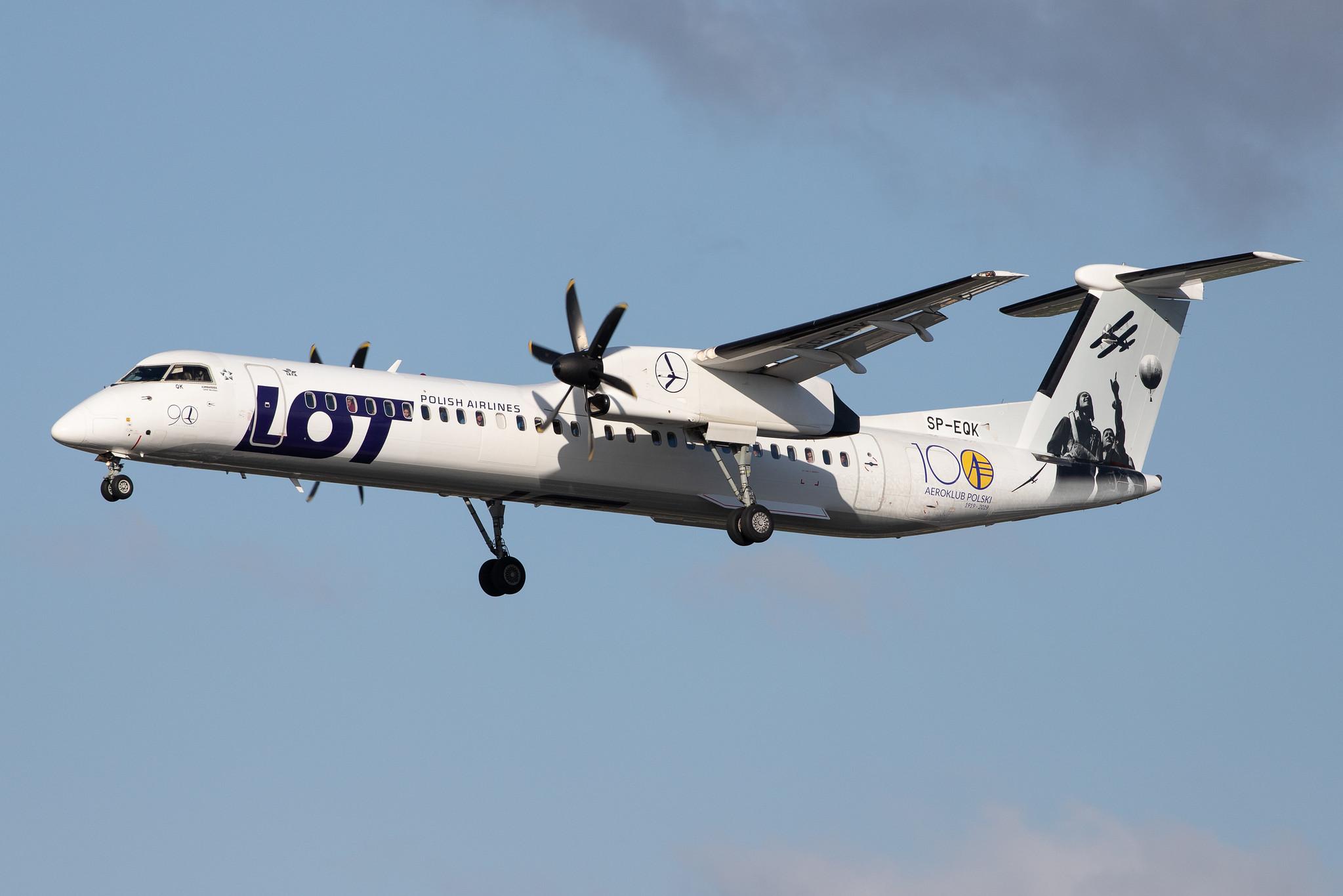 Hamburg Airport: LOT (LO / LOT) |  De Havilland Canada Dash 8-400 DH8D | SP-EQK | MSN 4443