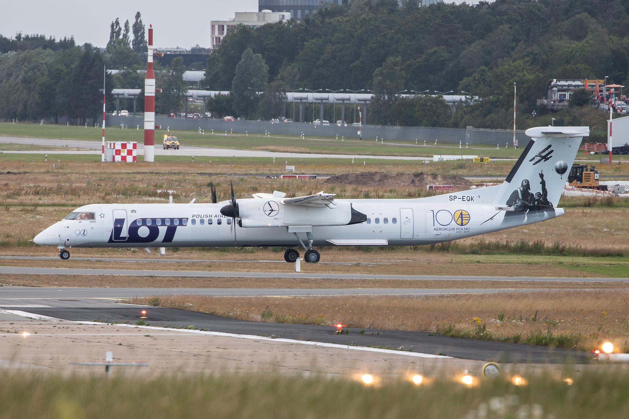 Hamburg Airport: LOT (LO / LOT) |  De Havilland Canada Dash 8-400 DH8D | SP-EQK | MSN 4443