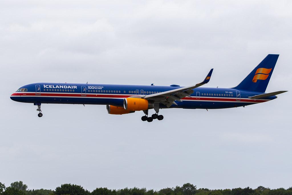 Hamburg Airport: Icelandair (FI / ICE) | Livery: 100 Years Icelandic Independence Livery | Boeing 757-3E7 B753 | TF-ISX | MSN 30179