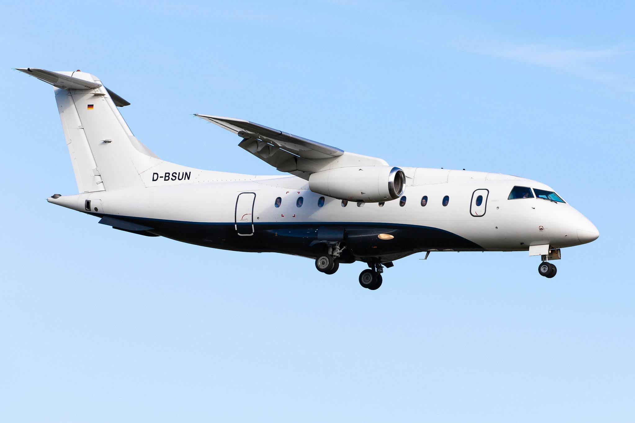 Hamburg Airport: Sun-Air (EZ / SUS) |  Dornier 328-310 JET J328 | D-BSUN | MSN 3147