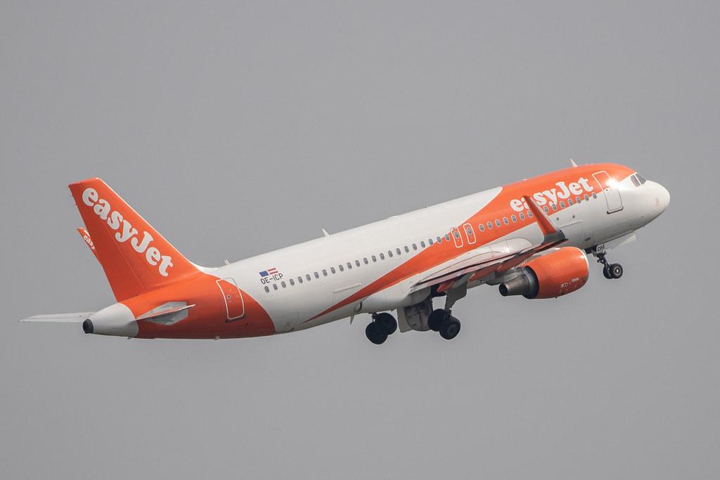 Flughafen Berlin Tegel (TXL): easyJet Airbus A320-214 A320 OE-ICP MSN 6605