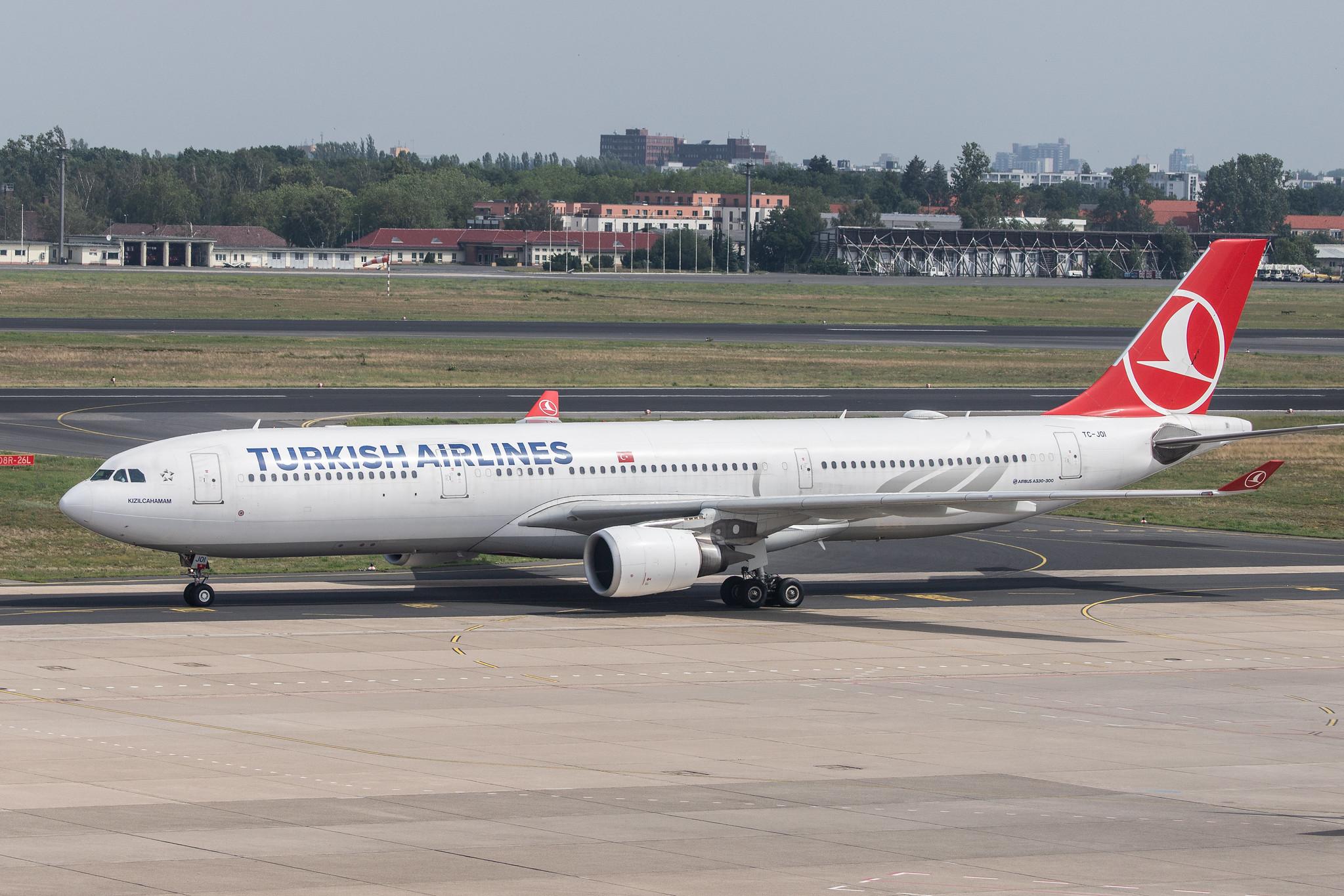 Flughafen Berlin Tegel (TXL): Turkish Airlines Airbus A330-303 A333 TC-JOI MSN 1629